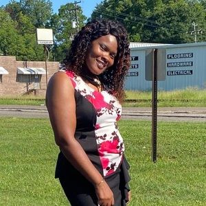 Meet your Posher, Keshia